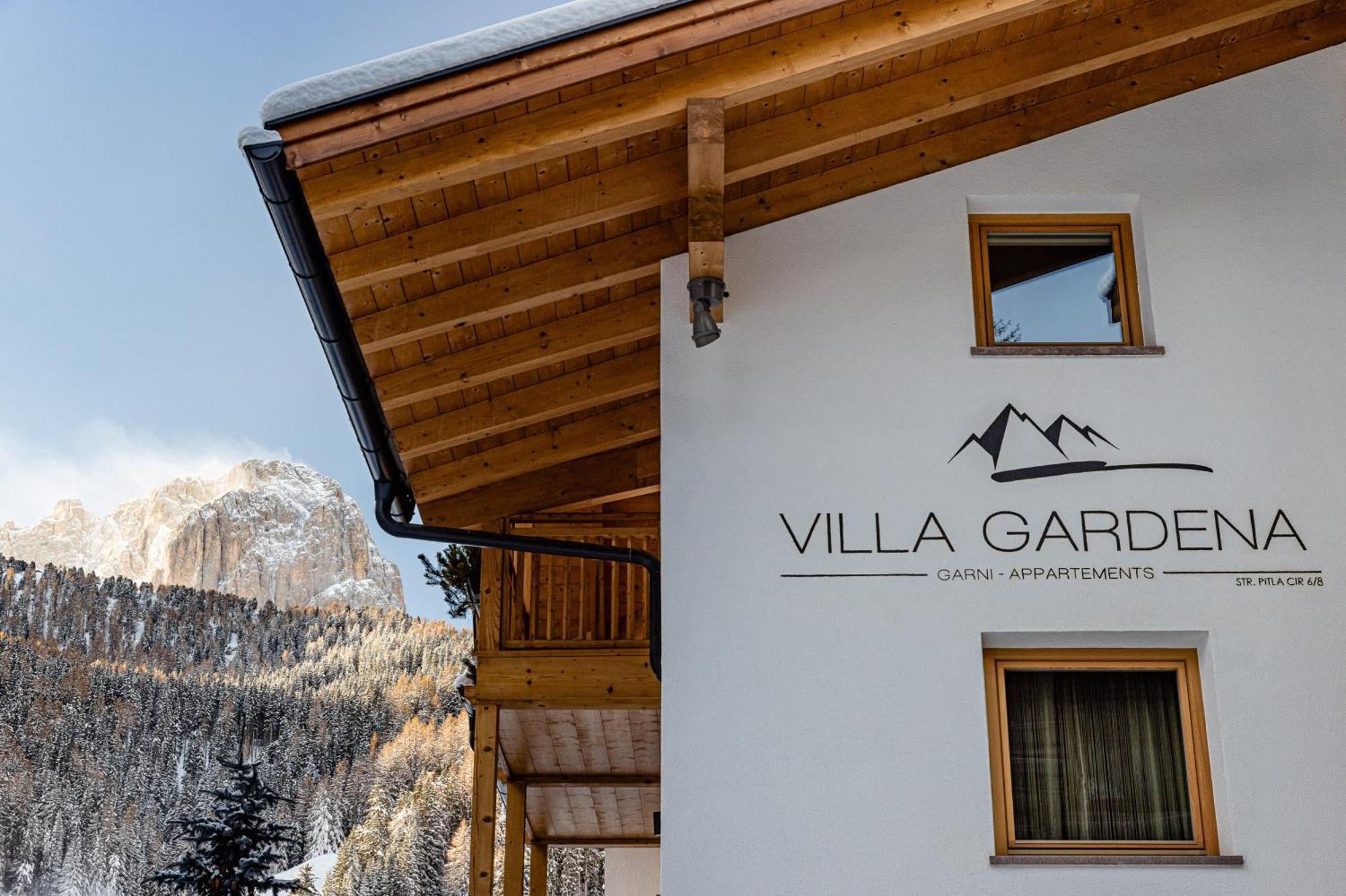 Apartments Villa Gardena - Gardenahotels Selva di Val Gardena Bagian luar foto